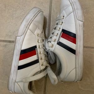 TOMMY HILFIGER sneakers || Women’s 7-1/2M